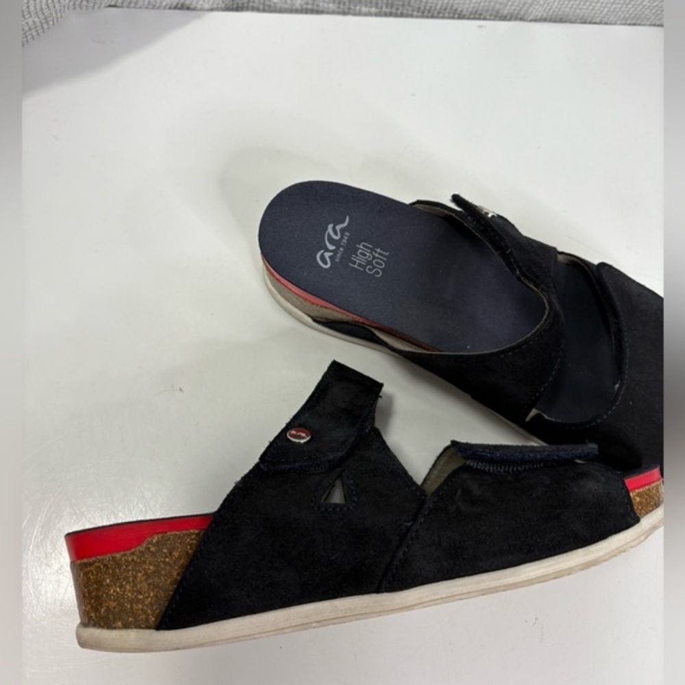 Ara High Soft Black and Red Slip-On Sandals, European made. Size 40, or US 9